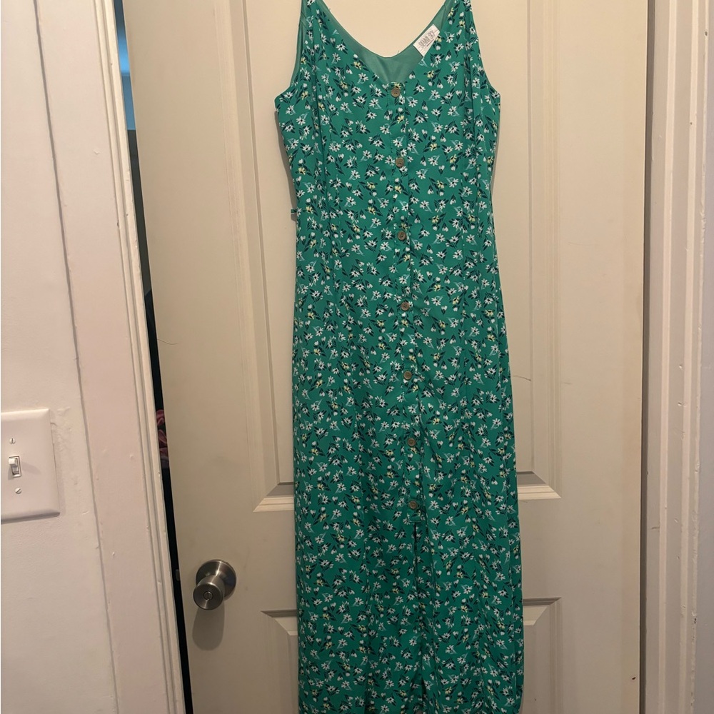Sienna Sky Green Floral Midi Dress